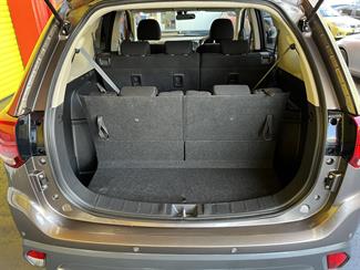 2015 Mitsubishi Outlander - Thumbnail