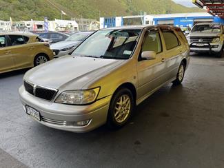 2001 Toyota Vista - Thumbnail