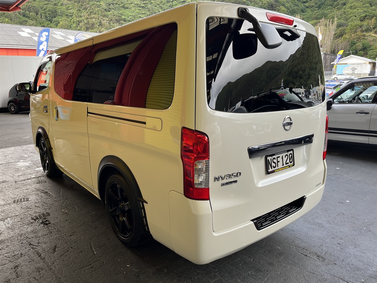 2019 Nissan Caravan