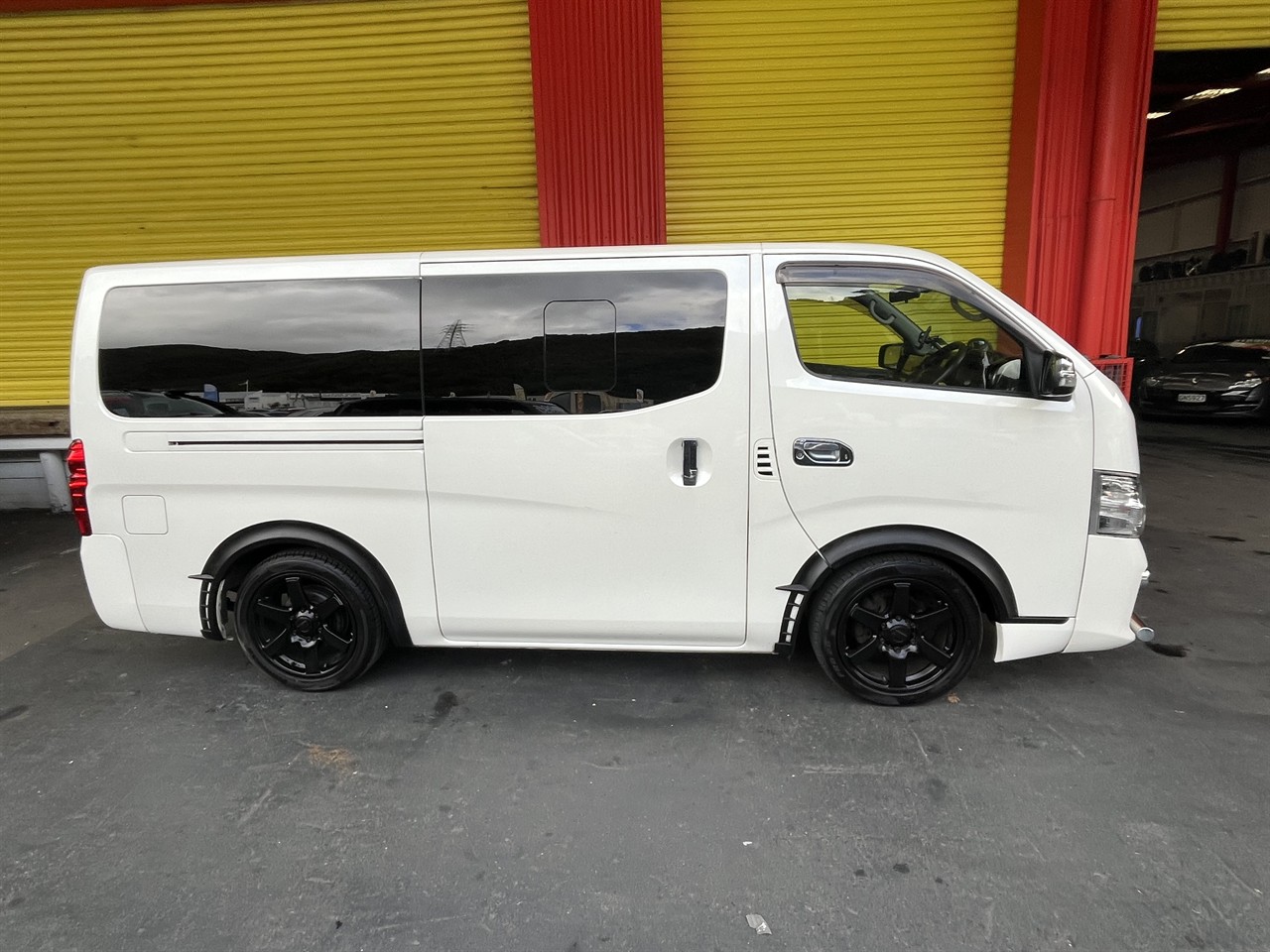 2019 Nissan Caravan
