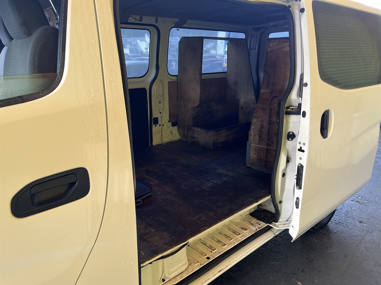 2015 Nissan Nv350