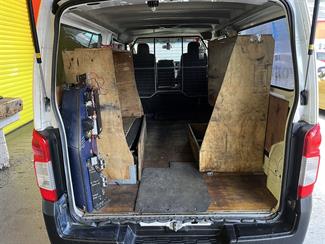 2015 Nissan Nv350 - Thumbnail