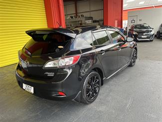 2013 Mazda Axela - Thumbnail