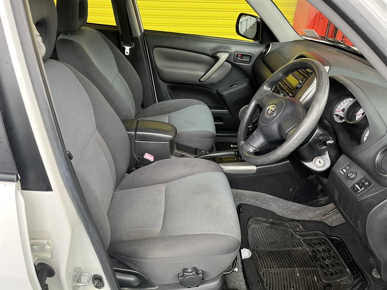 2005 Toyota RAV4