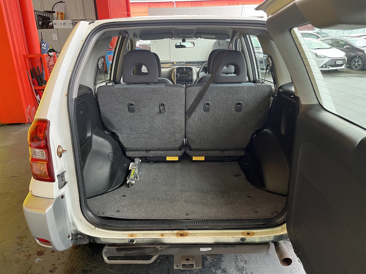 2005 Toyota RAV4
