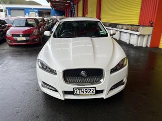 2013 Jaguar Xf - Thumbnail