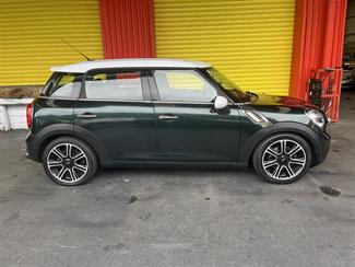 2012 Mini Cooper - Thumbnail