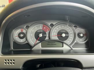 2006 Holden Commodore - Thumbnail