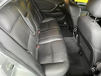 2006 Holden Commodore - Thumbnail