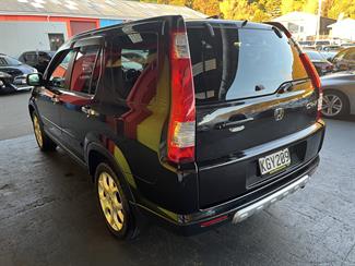 2005 Honda CRV - Thumbnail