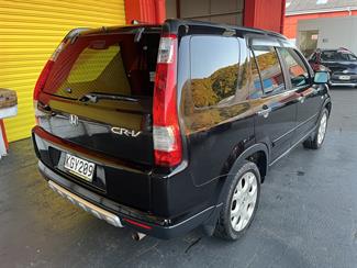 2005 Honda CRV - Thumbnail