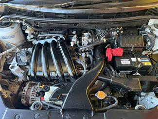 2006 Nissan Tiida - Thumbnail
