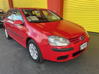 2005 Volkswagen Golf - Thumbnail