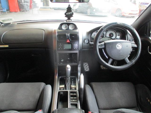 2004 Holden Commodore