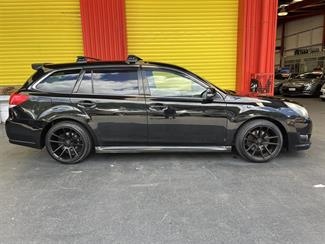 2009 Subaru Legacy - Thumbnail