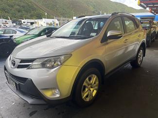 2015 Toyota RAV4 - Thumbnail
