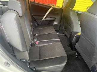 2015 Toyota RAV4 - Thumbnail