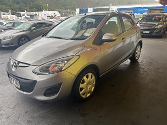 2012 Mazda 2 - Thumbnail