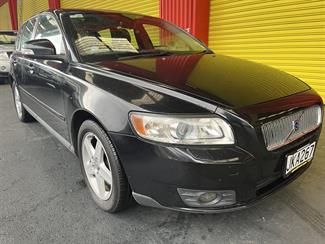 2010 Volvo V50 - Thumbnail