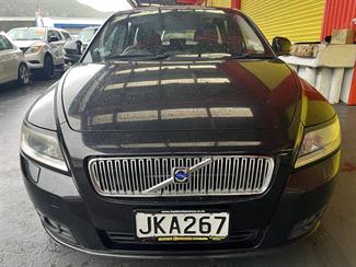 2010 Volvo V50 - Thumbnail