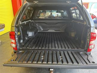 2016 Holden Colorado - Thumbnail