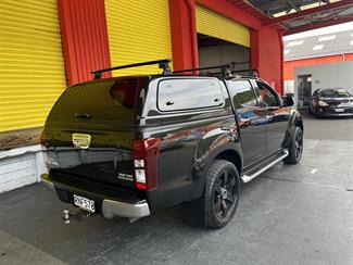 2016 Isuzu D-Max - Thumbnail