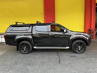 2016 Isuzu D-Max - Thumbnail