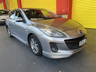 2013 Mazda Axela