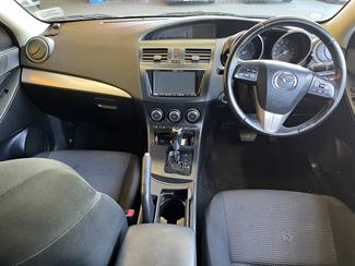 2013 Mazda Axela - Thumbnail