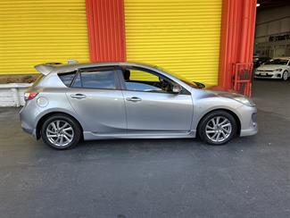 2013 Mazda Axela - Thumbnail