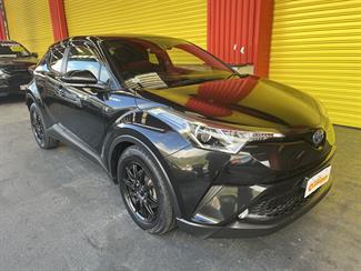 2017 Toyota C-Hr - Thumbnail