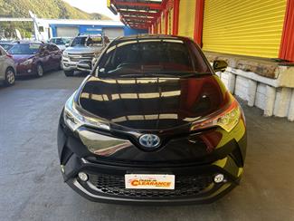 2017 Toyota C-Hr - Thumbnail