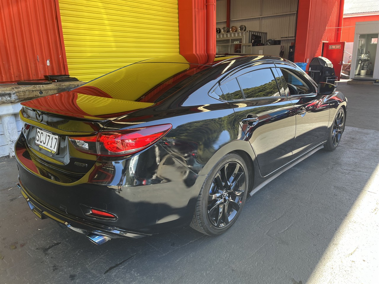 2013 Mazda Atenza