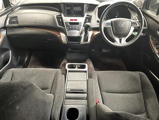 2012 Honda Odyssey - Thumbnail
