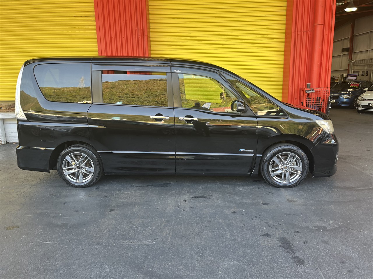 2013 Nissan Serena