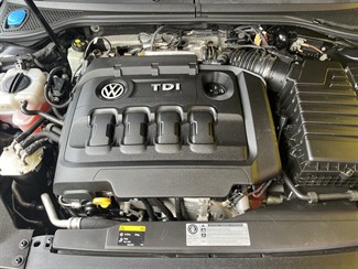 2017 Volkswagen Passat - Thumbnail