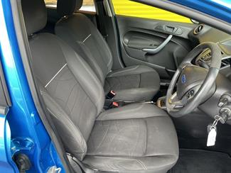 2013 Ford Fiesta - Thumbnail