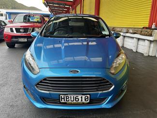 2013 Ford Fiesta - Thumbnail