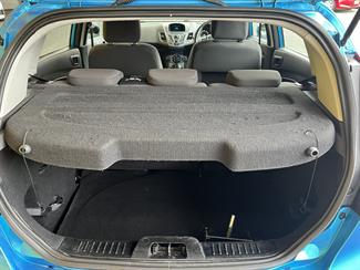 2013 Ford Fiesta - Thumbnail