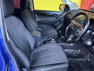 2018 Isuzu D-Max - Thumbnail