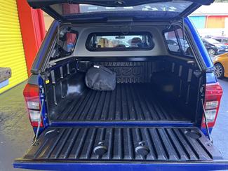 2018 Isuzu D-Max - Thumbnail