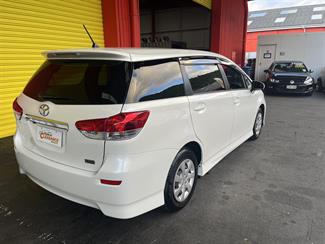 2009 Toyota Wish - Thumbnail