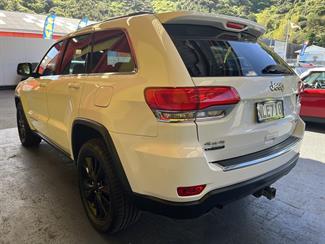 2015 Jeep Grand Cherokee - Thumbnail