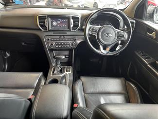 2016 Kia Sportage - Thumbnail