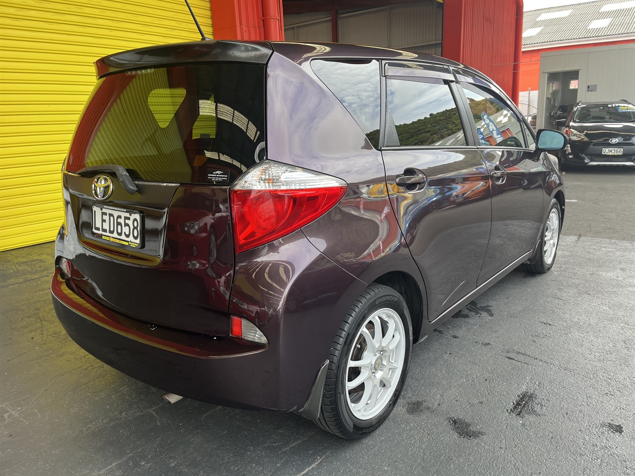 2011 Toyota Ractis