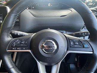 2016 Nissan Serena - Thumbnail