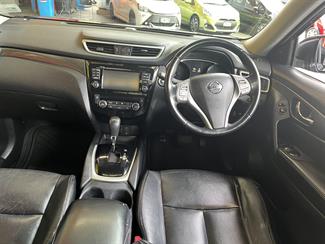 2015 Nissan X-Trail - Thumbnail