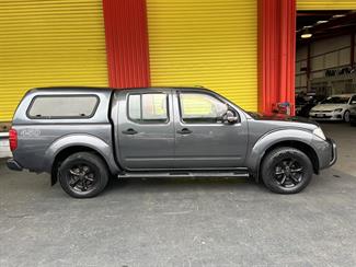 2012 Nissan Navara - Thumbnail