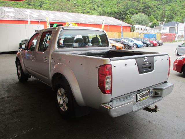 2011 Nissan Navara