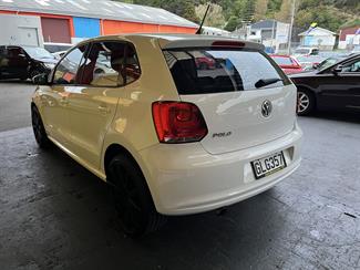 2012 Volkswagen Polo - Thumbnail